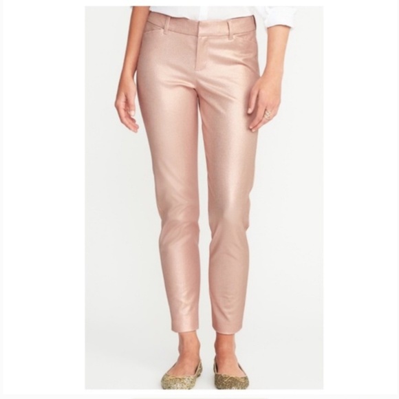 Old Navy Pants - NWT Rose Gold Old Navy Pixie Pants Sz 6